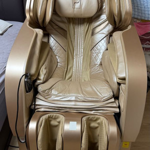 바디프랜드 파라오 골드 안마의자 이미지