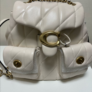 (새상품)코치 퀼팅 백팩 이미지