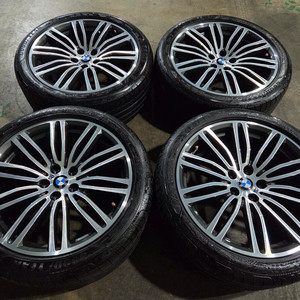 BMW G30 5시리즈 664M 19인치 정품 휠타이어 이미지