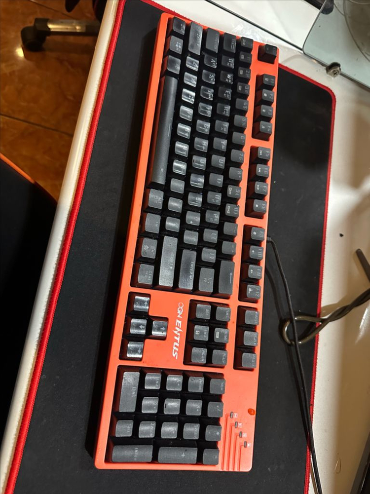 PC방폐업) PC+모니터 팝니다. 그외 주변기기도 필요하시면 드립니다~ 이미지