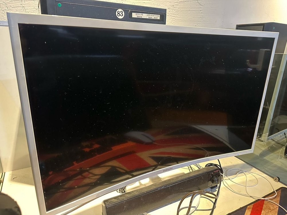 PC방폐업) PC+모니터 팝니다. 그외 주변기기도 필요하시면 드립니다~ 이미지