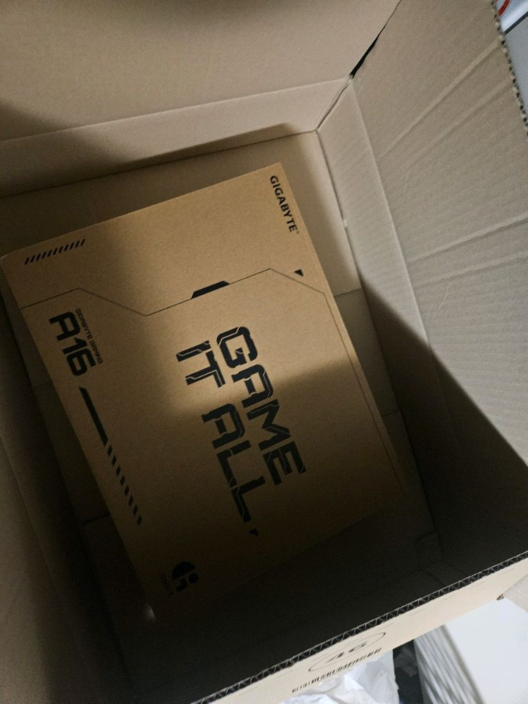 (미개봉) 기가바이트 RTX 5060 게이밍 노트북 이미지