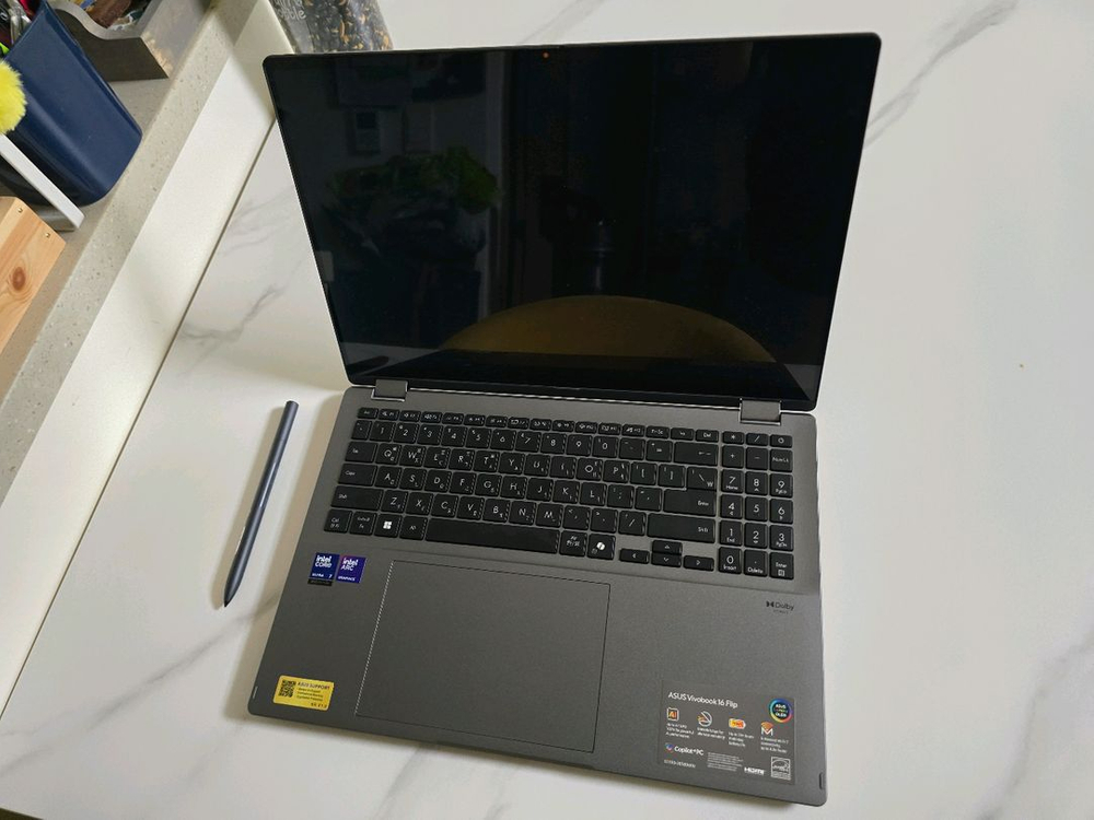 ASUS 비보북 16 Flip OLED 터치스크린 노트북 팝니다 이미지