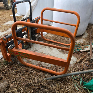 트랙터 베일집게 이미지