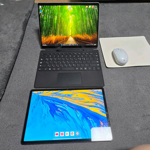 태블릿 PC 2-in-1 이미지