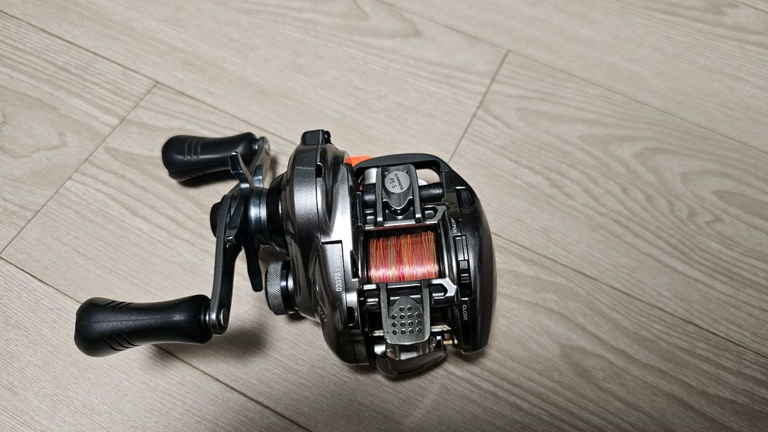 15 메타늄 DC HG 우핸들 판매합니다 이미지