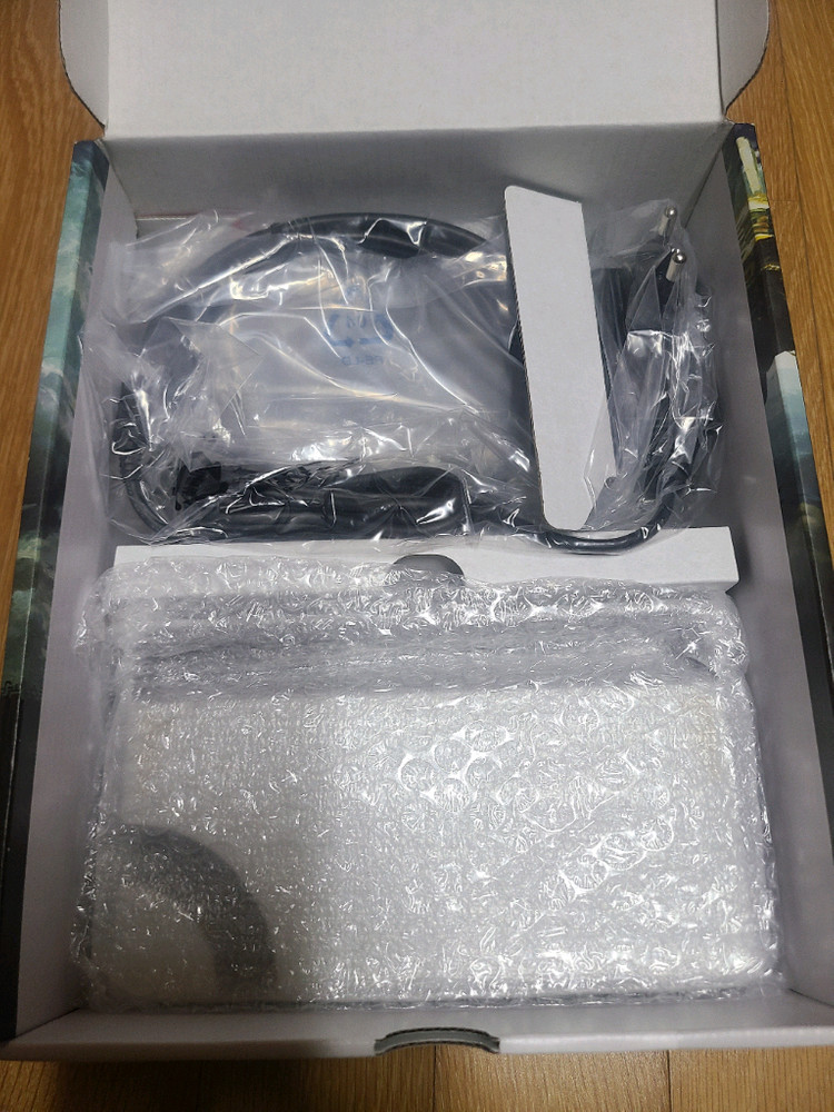 단순개봉새상품)닌텐도 스위치 OLED 젤다 에디션 풀박스+파우치 이미지