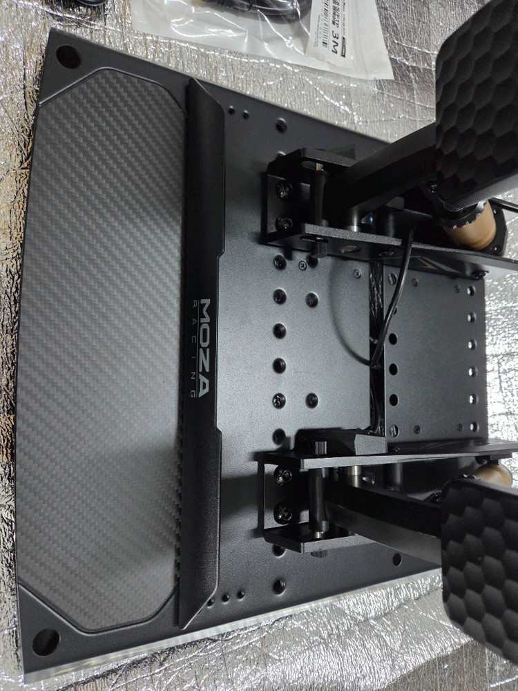 인천 MOZA CRP2 박스없음 직거래만 2페달 심레이싱 이미지