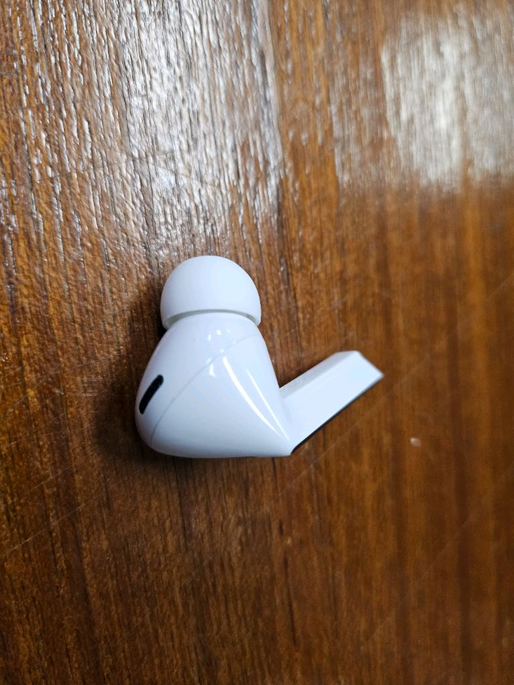 버즈3 프로 왼쪽 이미지