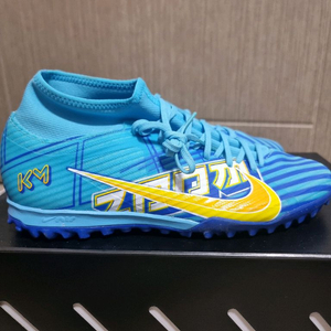 택포)나이키 줌 머큐리얼 슈퍼플라이9 TF 음바페 265사이즈(US 8.5) 이미지