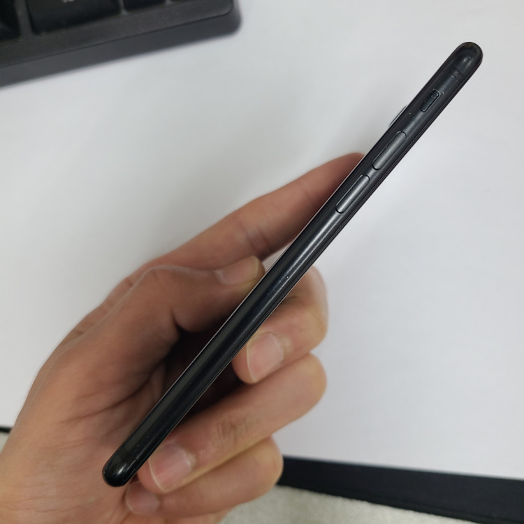 아이폰7 매트블랙 128G 무잔상 인스타 124244 이미지