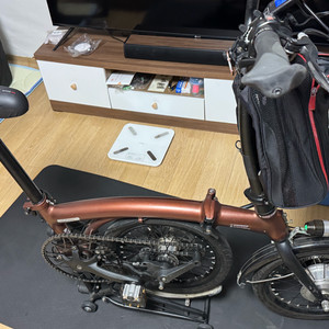 그루4 접이식 전기자전거 이미지