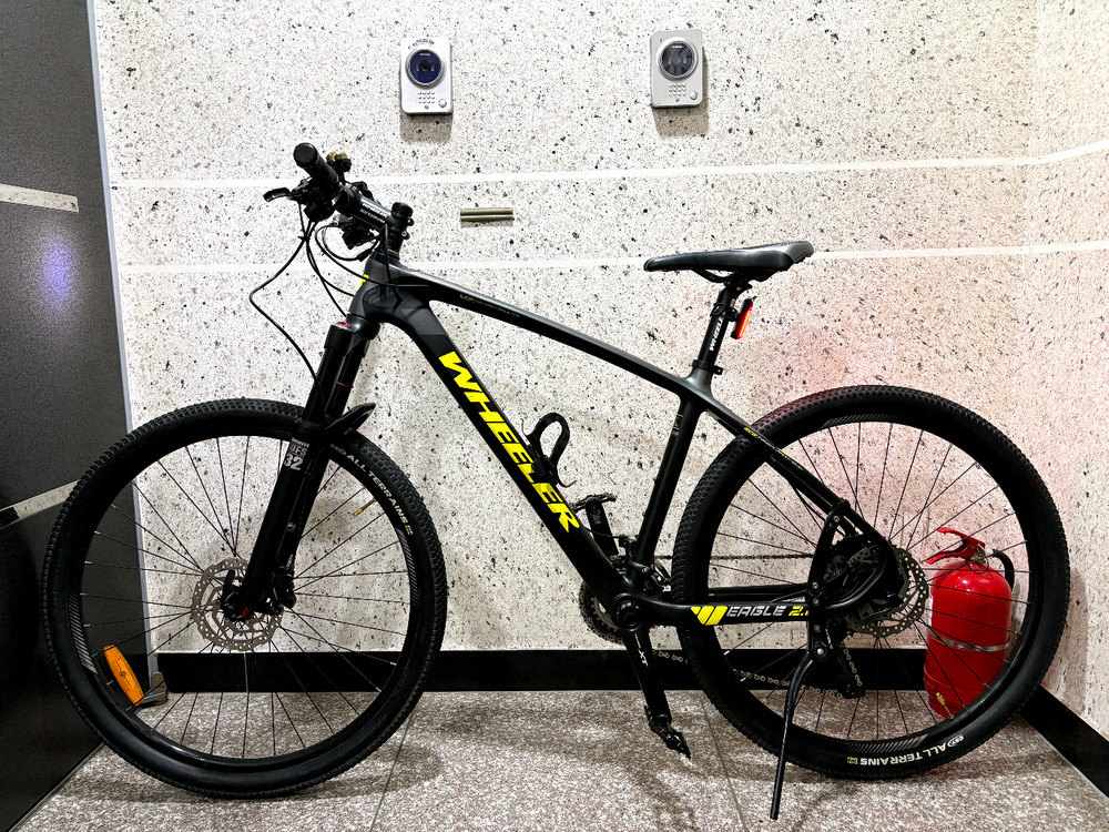 휠러 풀카본 mtb 산악 자전거 27.5인치 22단 이미지