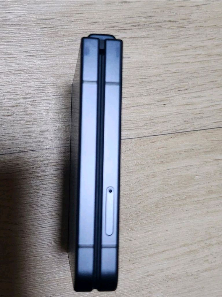 갤럭시 Z플립7 512기가 자급제 블랙팝니다 이미지