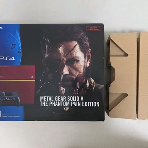 PS4 메탈기어 솔리드5 팬텀페인 에디션 팝니다 이미지
