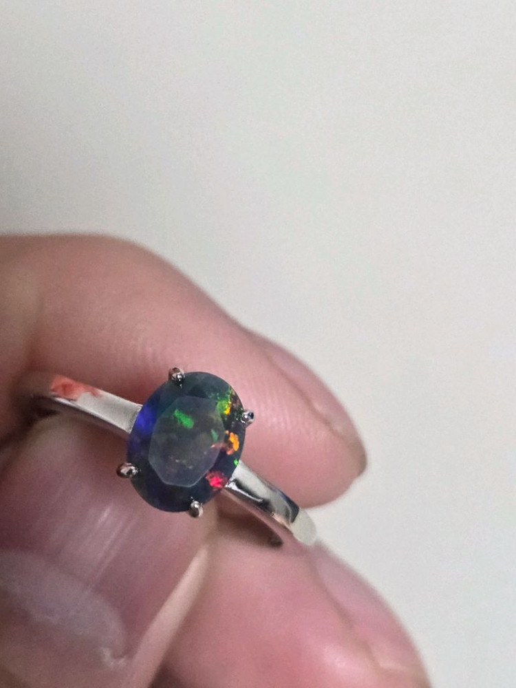 블랙 오팔 은반지 이미지