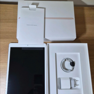 아이패드 8세대 128Gb 골드 풀박스 이미지