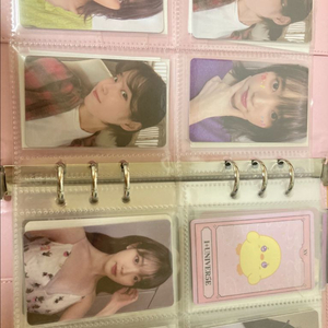 아이유 유니버스 포토카드 이미지