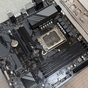 기가바이트 B760m DS3H 이미지