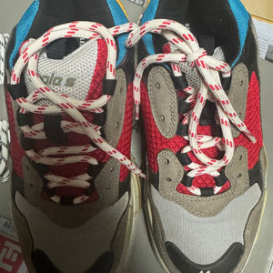 급처) 발렌시아가 트리플s 판매합니다. 이미지