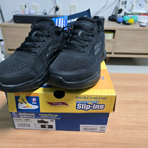 스케쳐스 고워크 애니웨어 슬립인스 이미지