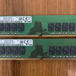 삼성전자 DDR4 16GB PC4-2400T 메모리 두개일괄 판매합니다. 이미지