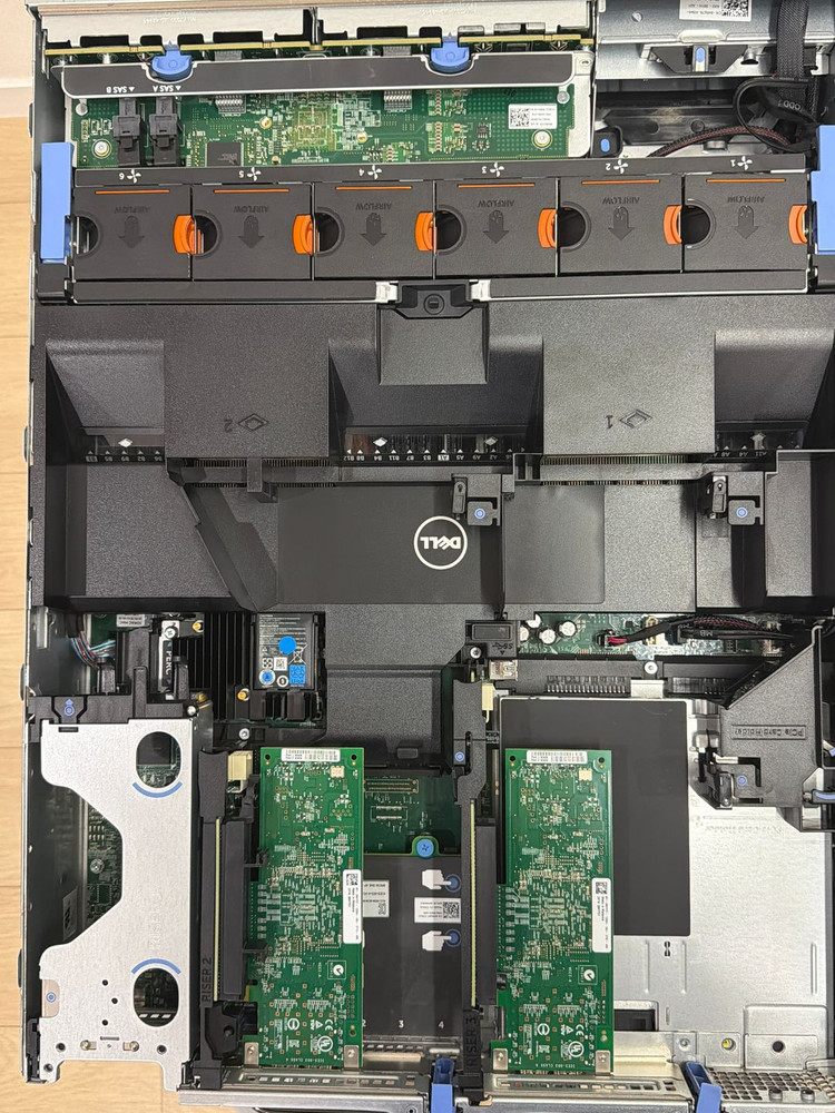 델 PowerEdge Dell 서버 R730 E5-2696 V4 Dual 파이노드 노드컴 44 코어 88 쓰레드 이미지