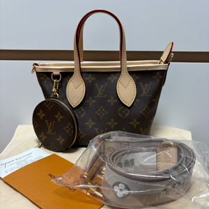 루이비통 네버풀BB 미사용 새상품 풀구성 팝니다. 이미지