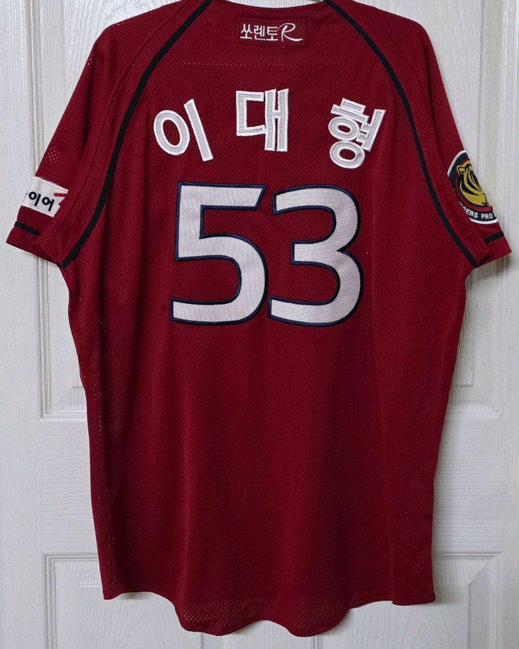 [105] 기아타이거즈 원정 유니폼(이대형) 이미지