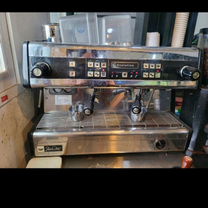 에볼루션 2구 업소용 커피머신 이미지