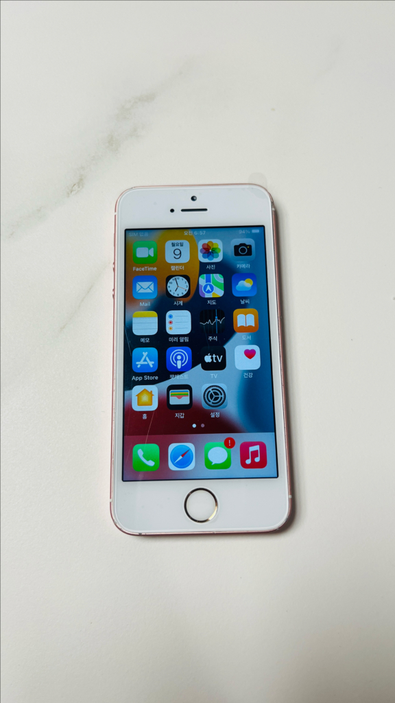 아이폰se 로즈골드 16기가 액정신품 #231 이미지
