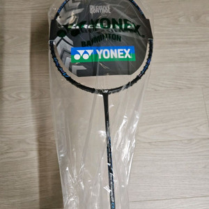 요넥스 아크세이버2 클리어 배드민턴 라켓 팝니다 이미지