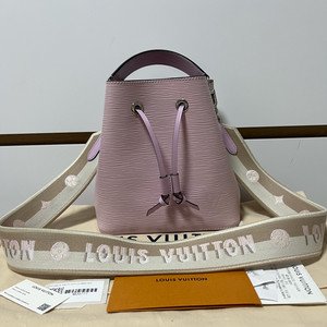 루이비통 네오노에BB 에피 자카드스트랩 기모브퍼플 핑크컬러 풀구성 팝니다. 이미지