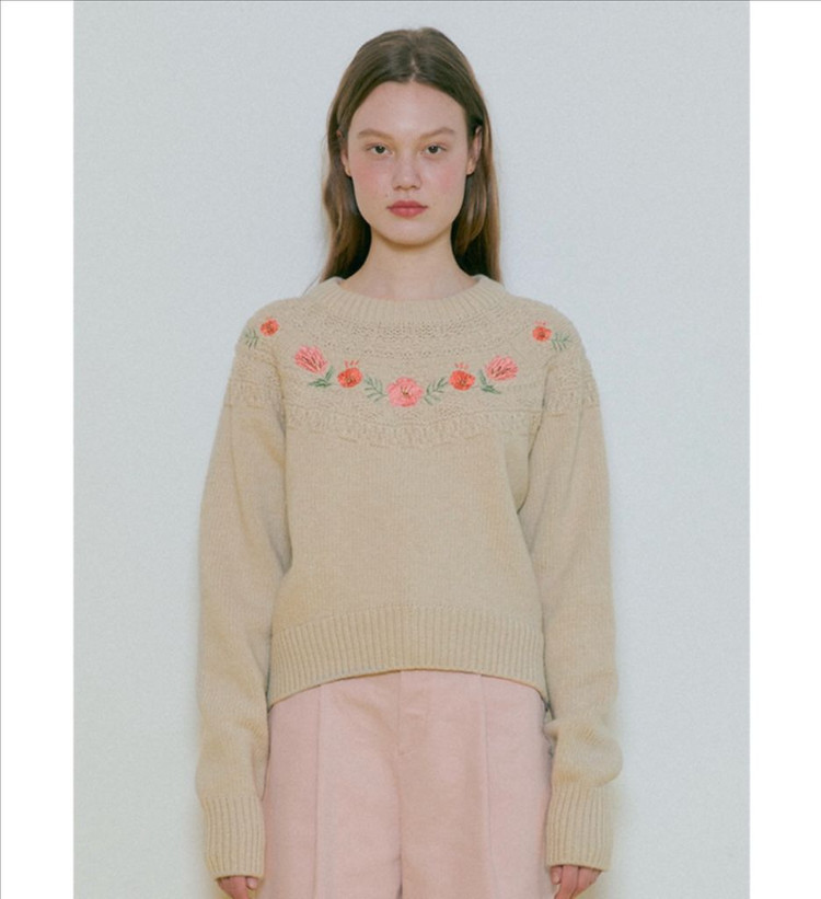 류이서,한선화착용:)보카바카 플라워 자수 니트-베이지 이미지