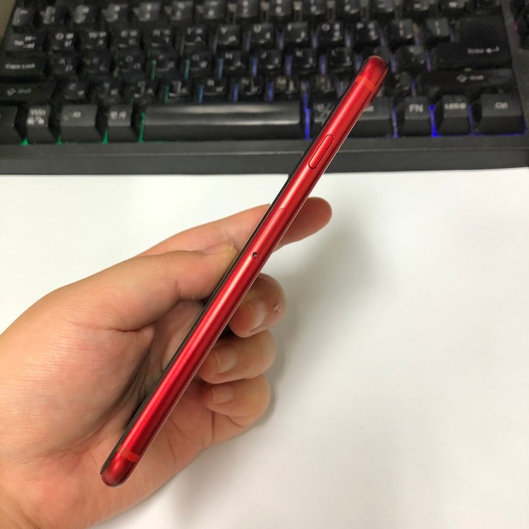 아이폰8 64GB 특SSS급 레드 중고폰 배터리100% 인스타 사진폰 레트로감성 카메라폰 186121 이미지