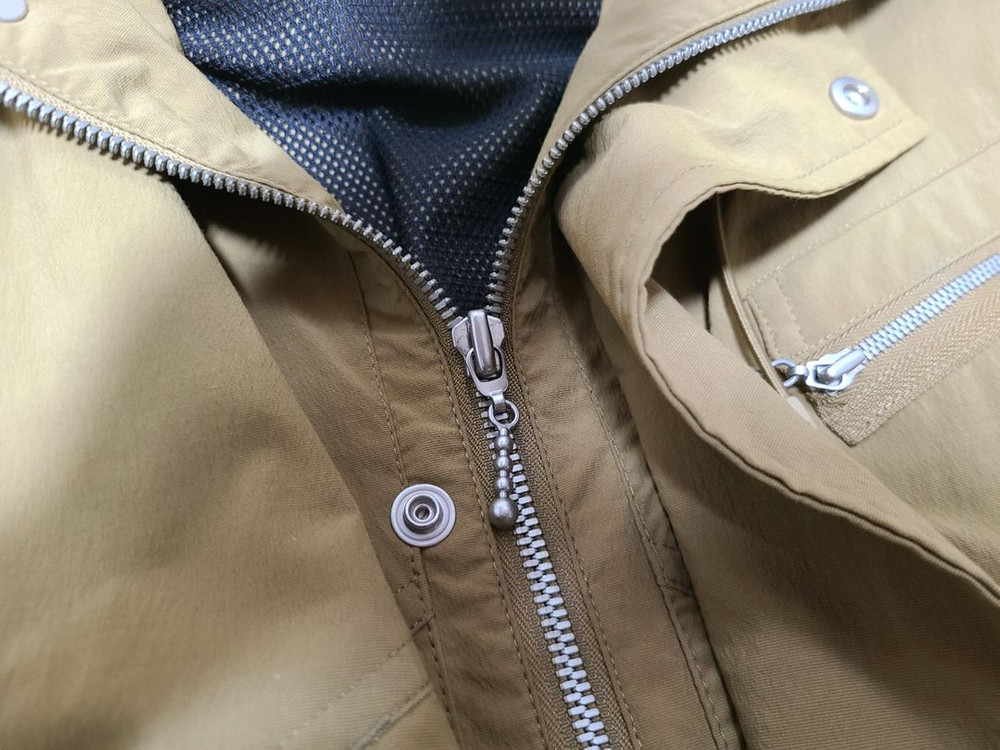 지오송지오 자켓 명품의류오버핏바람막이패딩블루종바이커백맨투맨구찌루이비통톰브라운몽클레어스톤아일랜드에르메스맨투맨우영미준지 이미지