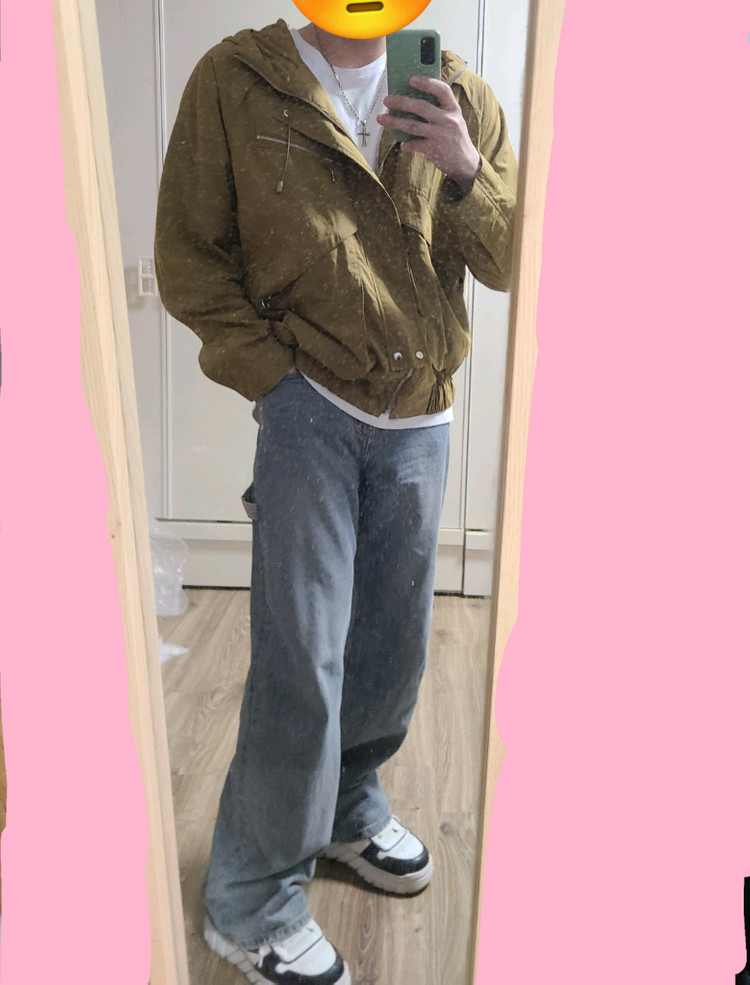 지오송지오 자켓 명품의류오버핏바람막이패딩블루종바이커백맨투맨구찌루이비통톰브라운몽클레어스톤아일랜드에르메스맨투맨우영미준지 이미지