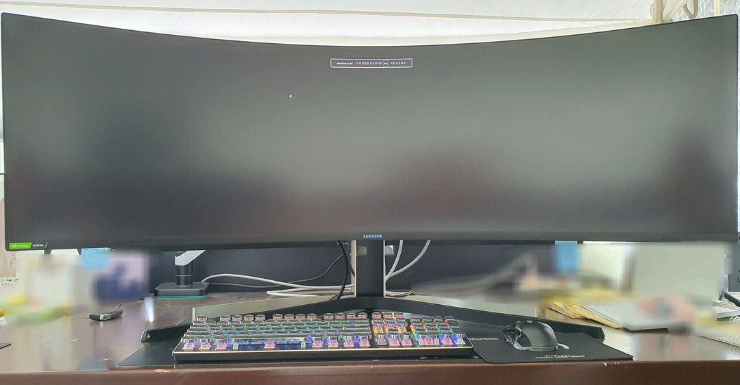 삼성 울트라와이드 49인치 오디세이G9 5K 240hz 게이밍 모니터 이미지
