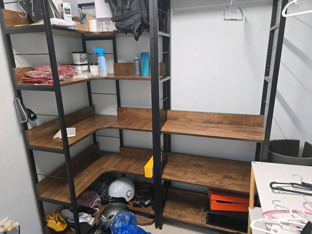 원목 코너선반 이미지