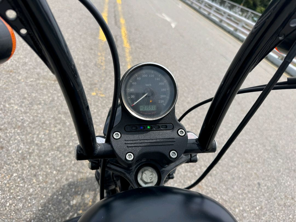 할리데이비슨 883 09년식 짧은키로수 판매합니다 이미지