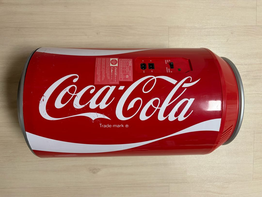 차에보관만함)코카콜라 캔 모양 미니 냉장고.코카콜라냉장고.캠핑용품.차량용냉장고.캠핑냉장고.음료냉장고.미니냉장고 이미지