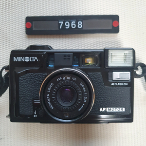 미놀타 하이매틱 AF2-MD 필름카메라 이미지