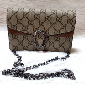 크로스백 이미지