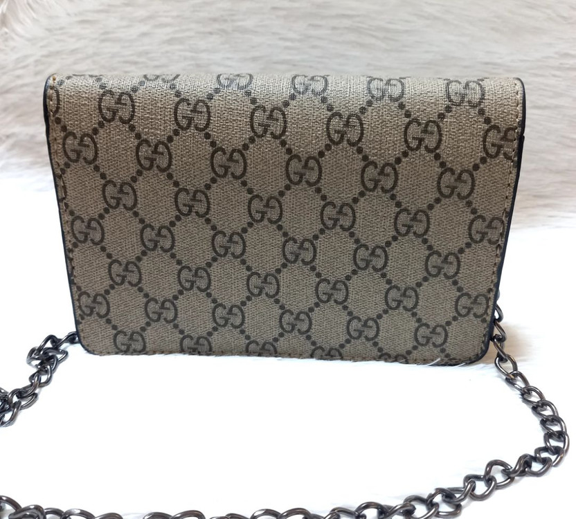 크로스백 이미지