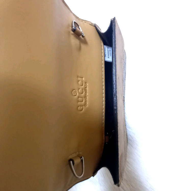 크로스백 이미지