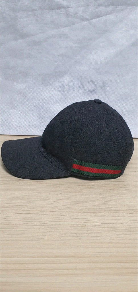 구찌 모자/볼캡 L(59) 새상품급 정품(한글텍)프라다루이비통디올고야드샤넬셀린느보테가생로랑발렌시아가버버리가방슈프림 이미지