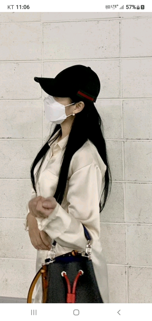 구찌 모자/볼캡 L(59) 새상품급 정품(한글텍)프라다루이비통디올고야드샤넬셀린느보테가생로랑발렌시아가버버리가방슈프림 이미지