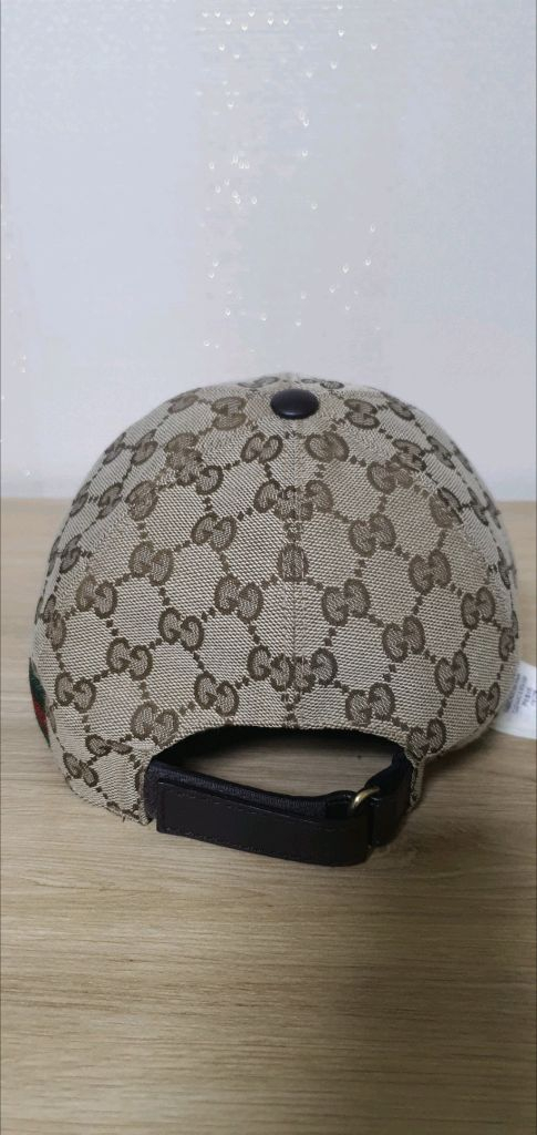 구찌 모자/볼캡 M(58) 정품S급(한글텍)프라다루이비통디올고야드샤넬셀린느보테가생로랑발렌시아가버버리가방슈프림 이미지