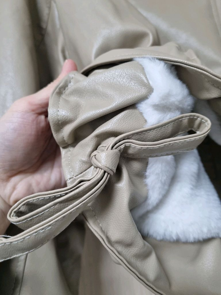 ulia 인조레더 크롭 자켓 베이지 무료배송 이미지