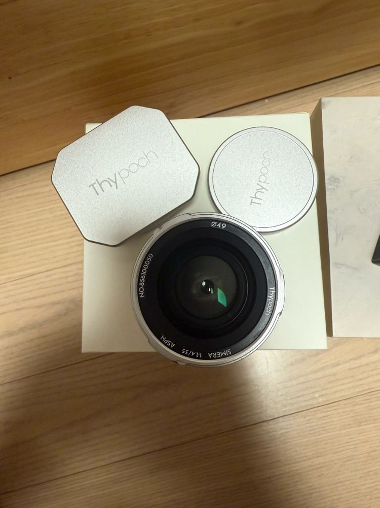 thypoch) 타이포크 시메라 35mm/f1.4 실버 판매합니다 이미지